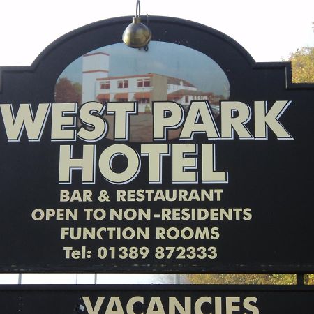 West Park Hotel Chalets Clydebank Extérieur photo